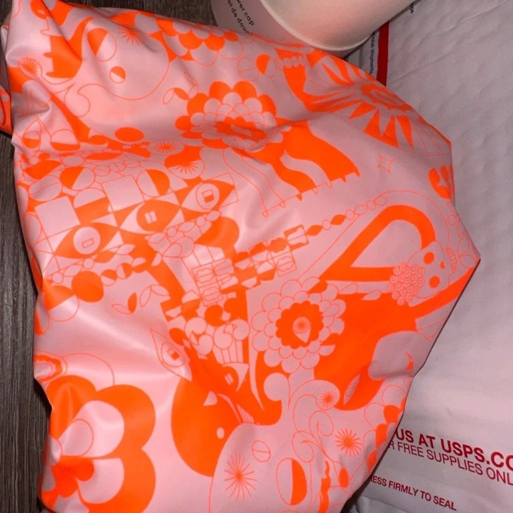 Amika Reusable Shower‎ Cap Pink Orange Signature Floral Pattern hair care